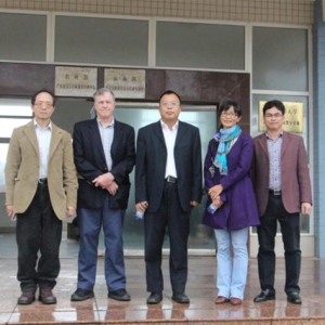 �۽����A�rз����Lightner���څ��^���r�Bֳ����