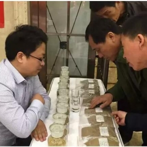 �������r��N����������������ҿ��V�|�����ֽ��K�y����α�����