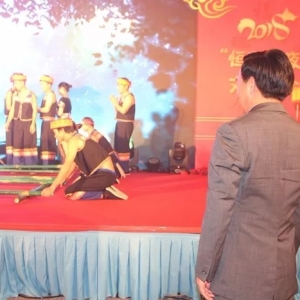 �ƵZǰ�У������d֮ҹ������Ÿ�����˷�ȫ��