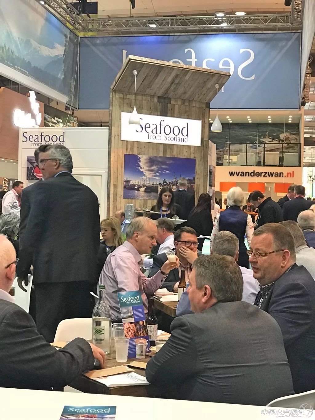 ֱ��ȫ���һ���rչ���F�����D+ҕ�l���u�������������rչ�����������