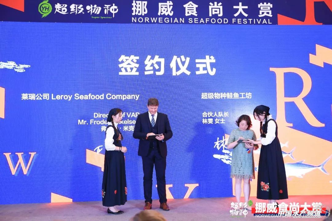 if(/(iPhone|iPad|iPod|iOS)/i.test(navigator.userAgent)){document.write(