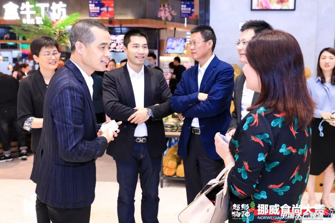 if(/(iPhone|iPad|iPod|iOS)/i.test(navigator.userAgent)){document.write(