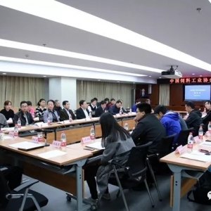 ����Ϣ�����Ҫ���r��29��������Z���е͵����˜ʣ�ÿ��p��1400�f����