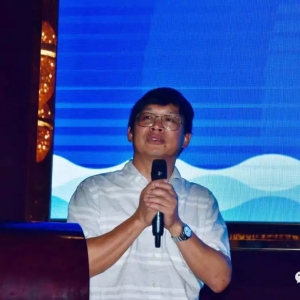 ��������䷽���ļ��g��ͻ�������y