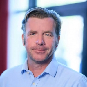 6�f���N�������겻����̩��Syaqua��ҹ������ܳ�һƥ���R