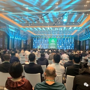 ù���������ڴݚ��~�r�Ľ�����