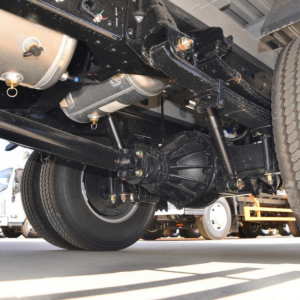 �߳��d���͸��g�����R�������ͺģ�����ˮ�a�˶��Ƶĸ߶��p������